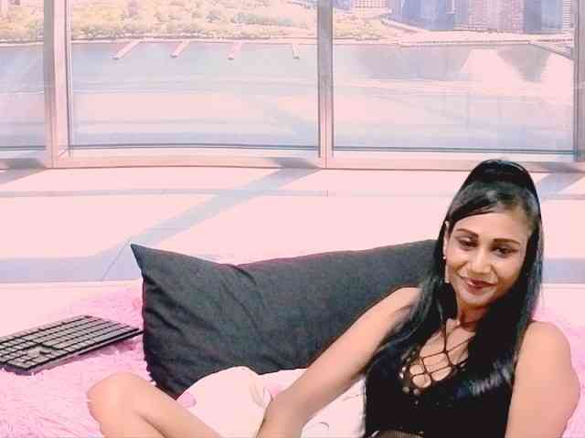 ErroticStarr webcam