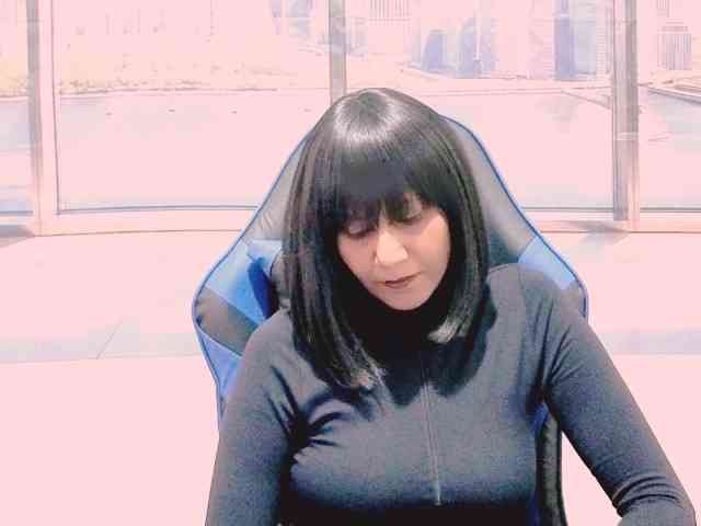 ErroticStarr webcam