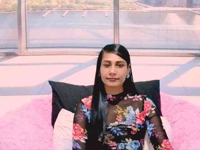 ErroticStarr webcam