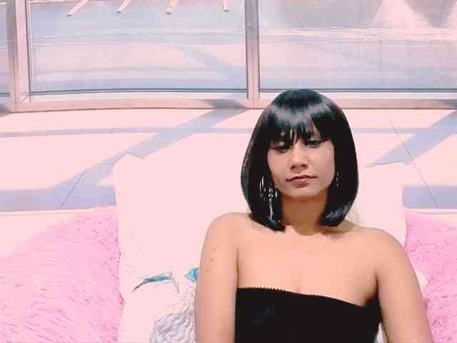 ErroticStarr Live Webcam on BongaCams