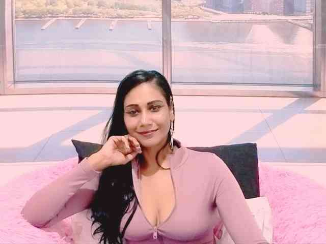 ErroticStarr webcam