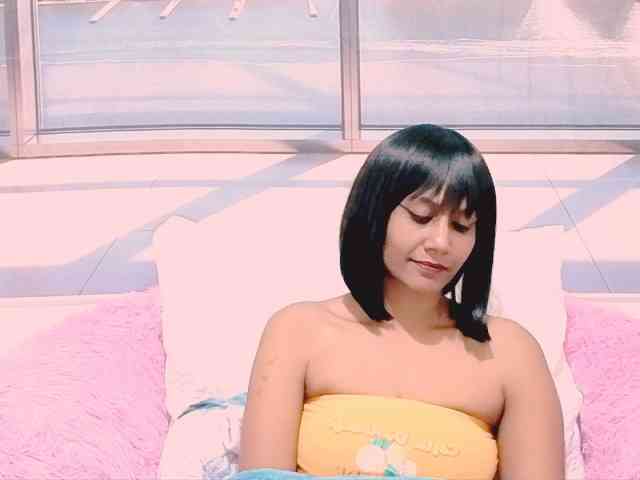 ErroticStarr Live Webcam on BongaCams