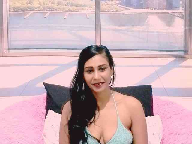 ErroticStarr webcam