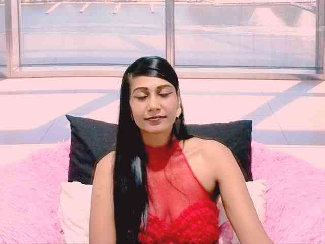 ErroticStarr webcam