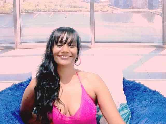 ErroticStarr webcam