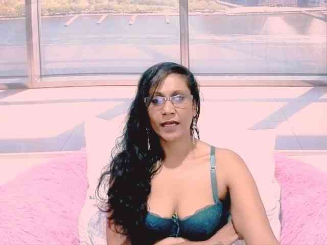 ErroticStarr webcam