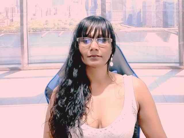 ErroticStarr webcam