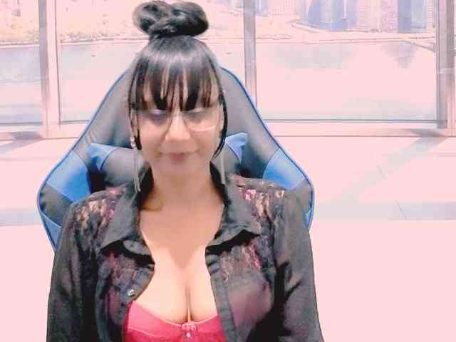 ErroticStarr webcam