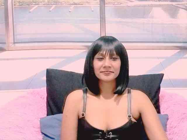 ErroticStarr webcam