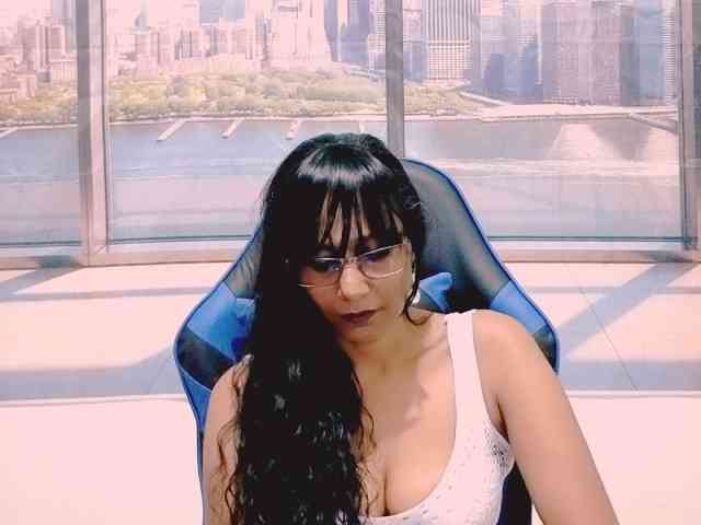 ErroticStarr webcam