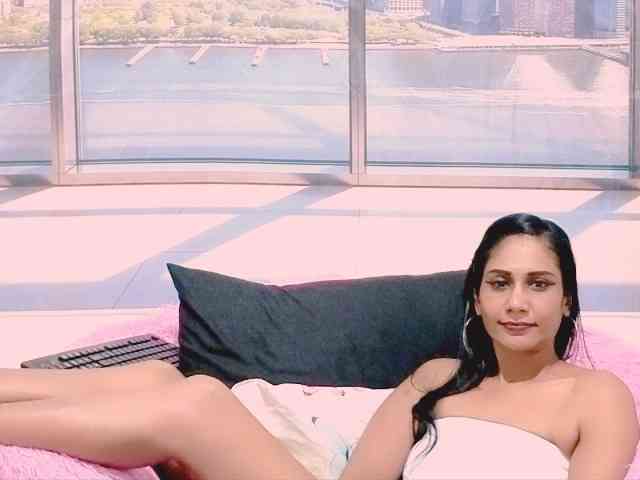 ErroticStarr webcam