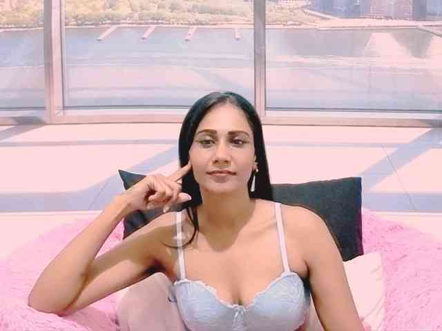 ErroticStarr webcam