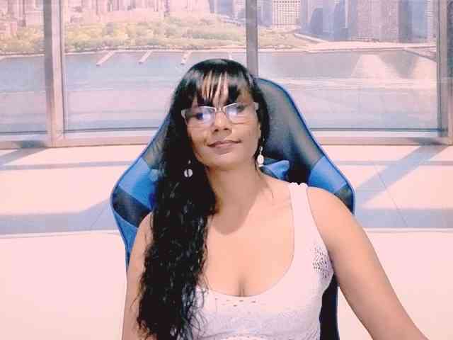 ErroticStarr webcam