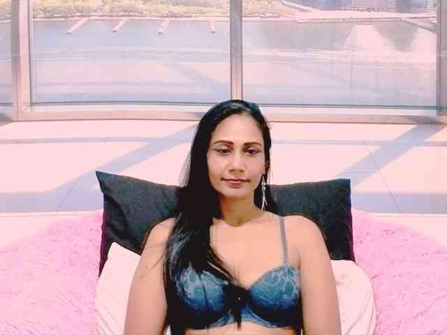 ErroticStarr webcam