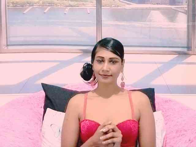 ErroticStarr webcam