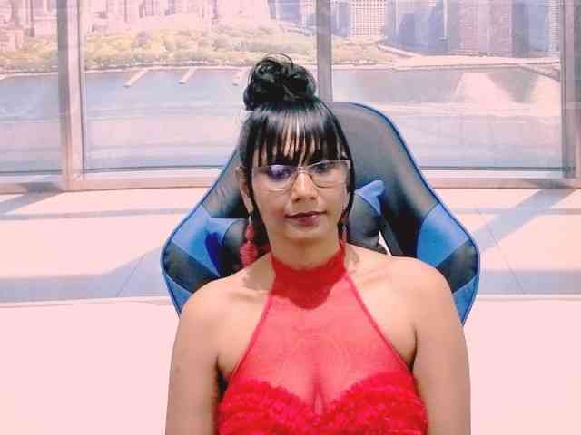 ErroticStarr webcam
