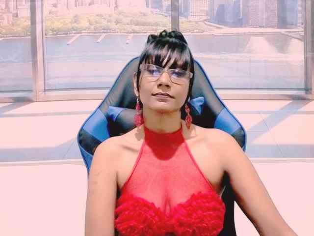 ErroticStarr webcam