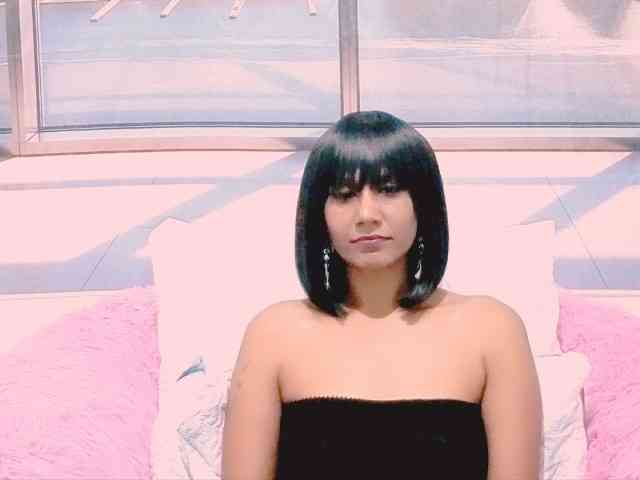 ErroticStarr Live Webcam on BongaCams