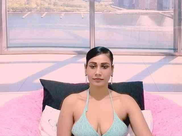 ErroticStarr webcam