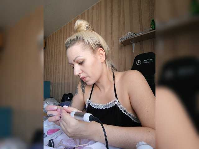 --Daiguiri-- live cam on BongaCams
