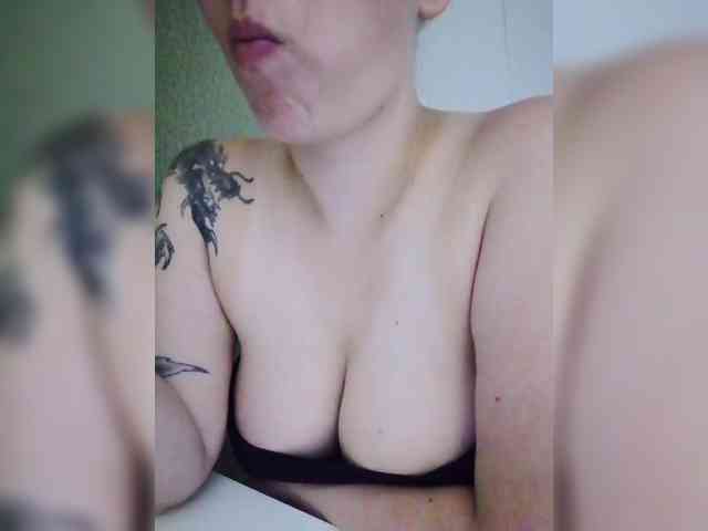 -Tiffany- webcam
