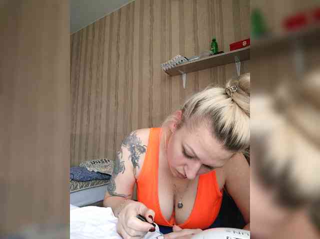 -Tiffany- webcam