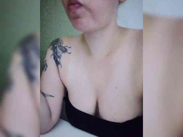 -Tiffany- webcam