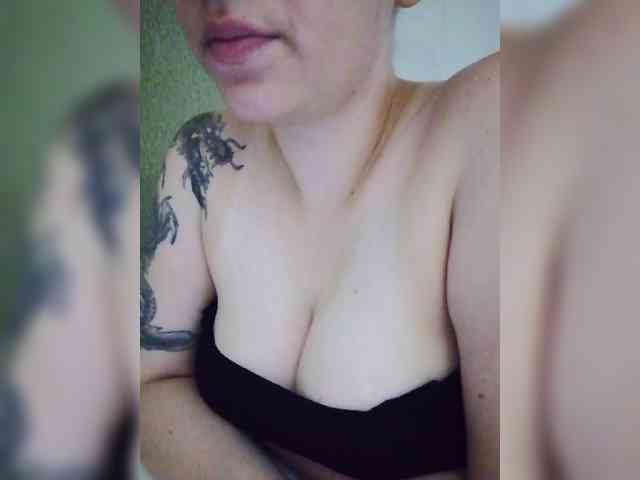 -Tiffany- webcam
