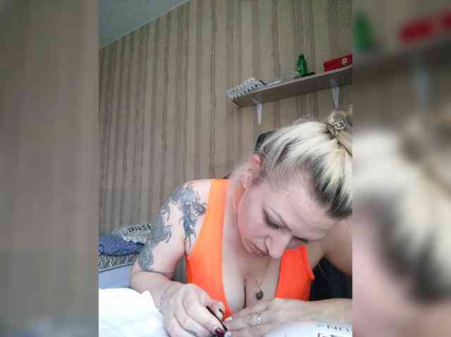 -Tiffany- webcam