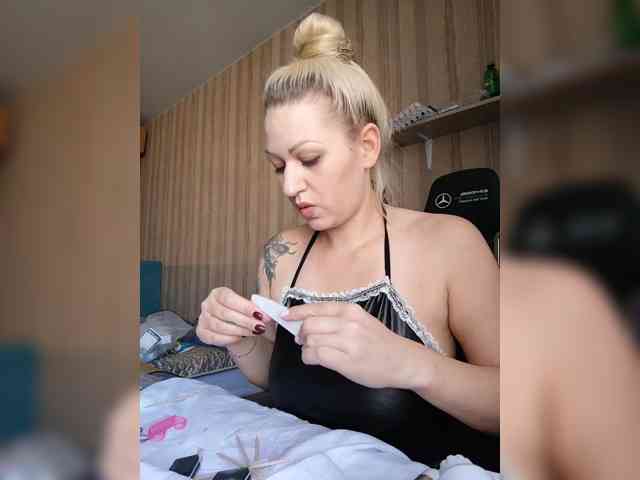 -Tiffany- webcam