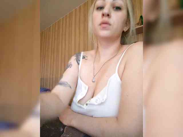 -Tiffany- webcam