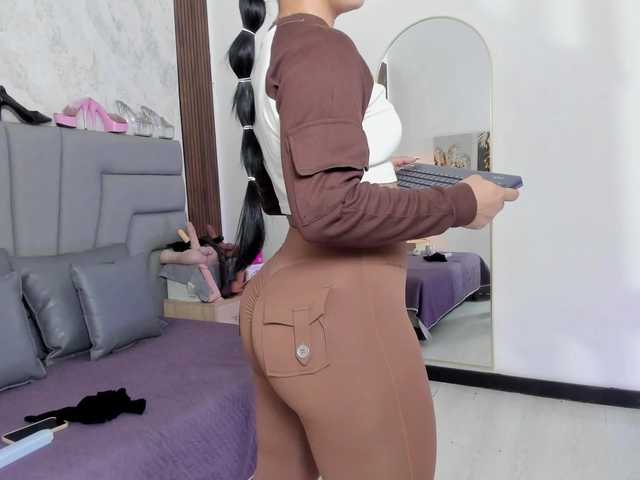 SofiPerez live cam on BongaCams