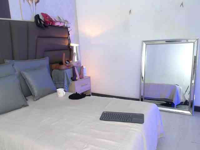 SofiPerez webcam