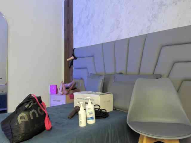 sofiperez's live room