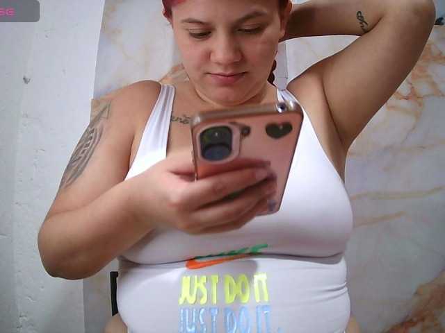 Stefyrosse live cam on BongaCams