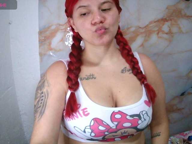 Stefyrosse live webcam show