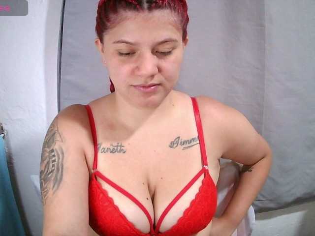 Stefyrosse live cam on BongaCams