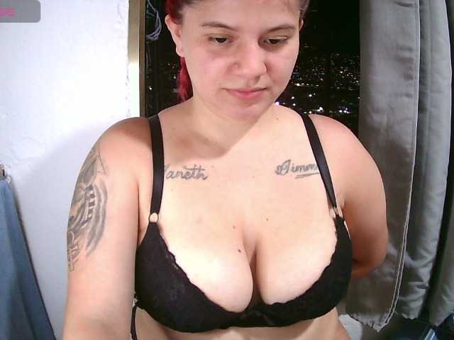 Stefyrosse live cam on BongaCams