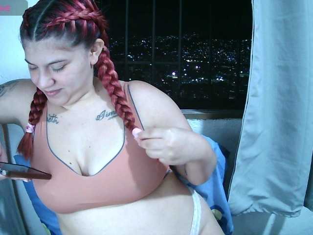 Stefyrosse live cam on BongaCams
