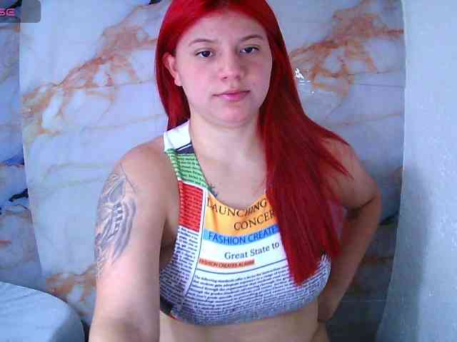 モデル: Stefyrosse