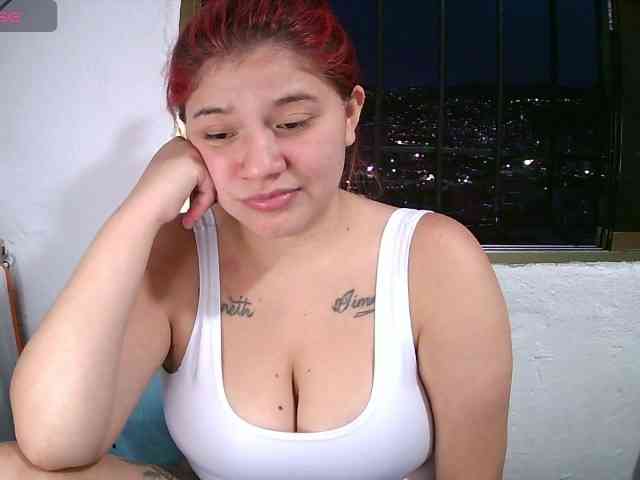 モデル: Stefyrosse