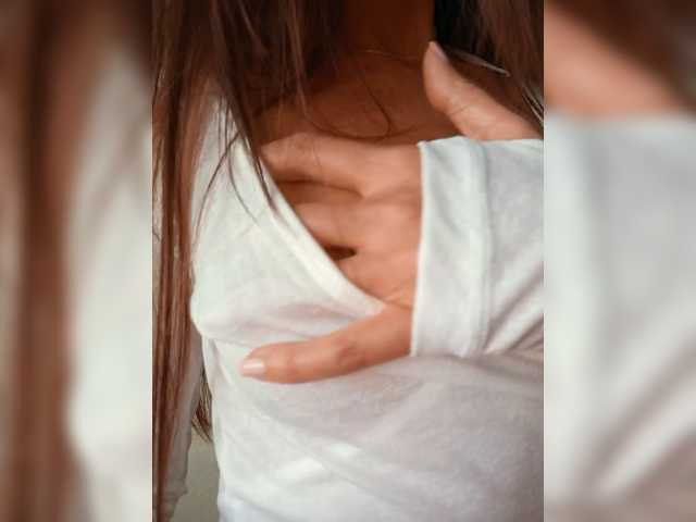 --ADELina-- live cam on BongaCams