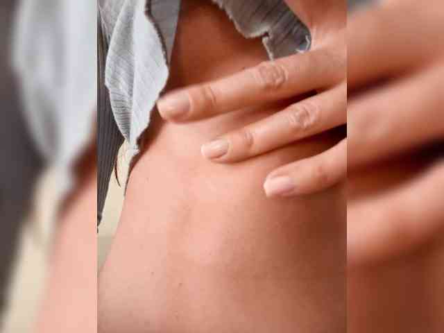 ___v____kaif__ webcam