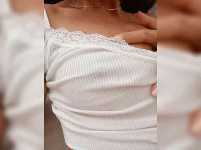 ___v____kaif__ webcam