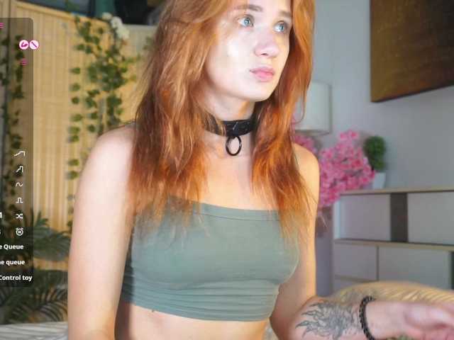 EmmylieMorris live cam on BongaCams