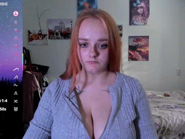 Diafoxy's BongaCams show and profile