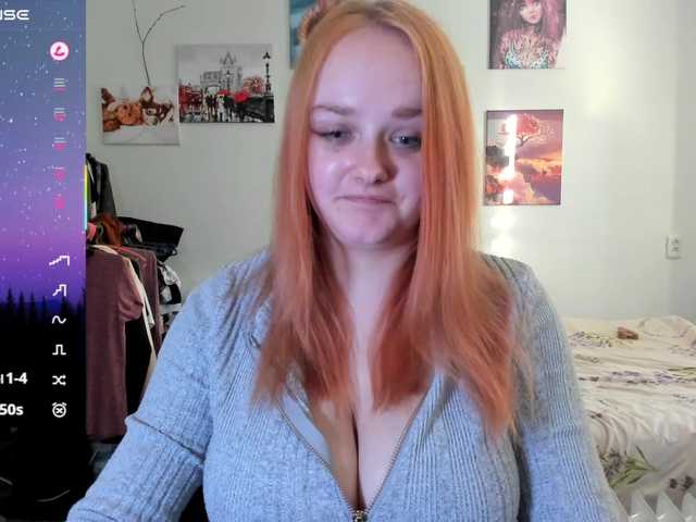 Diafoxy's BongaCams show and profile