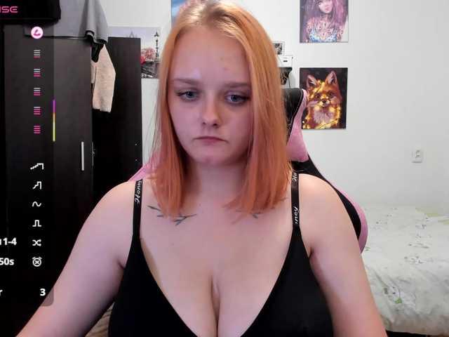 Diafoxy live cam on BongaCams