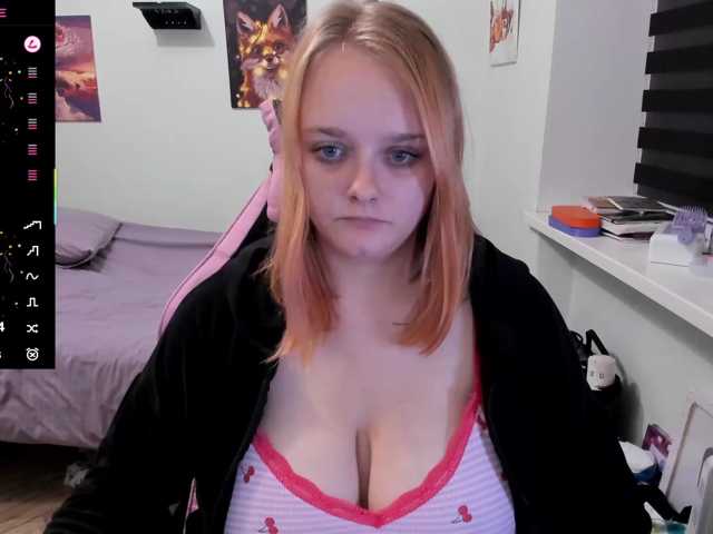 Diafoxy live cam on BongaCams