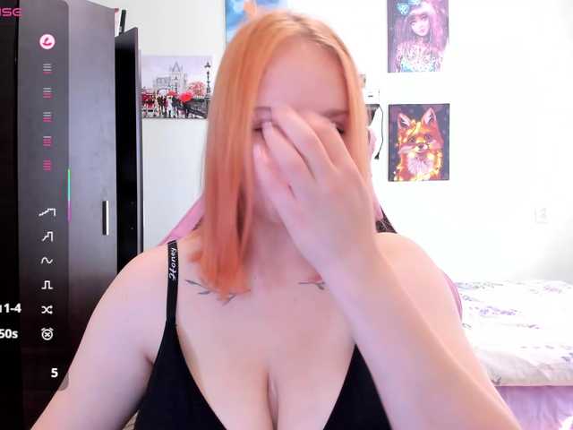 Diafoxy live webcam show